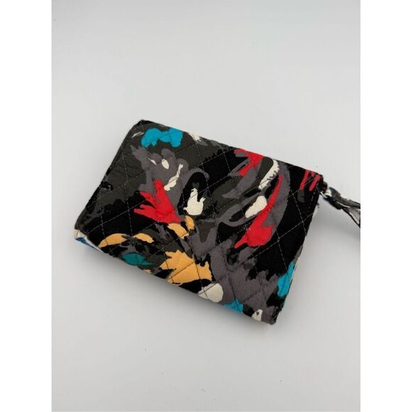 Vera Bradley Womens Splash Floral Quilted Your Turn Smartphone Wristlet Wallet - Picture 2 of 8